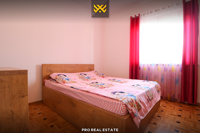 Casa di 200m² in vendita a gërmi