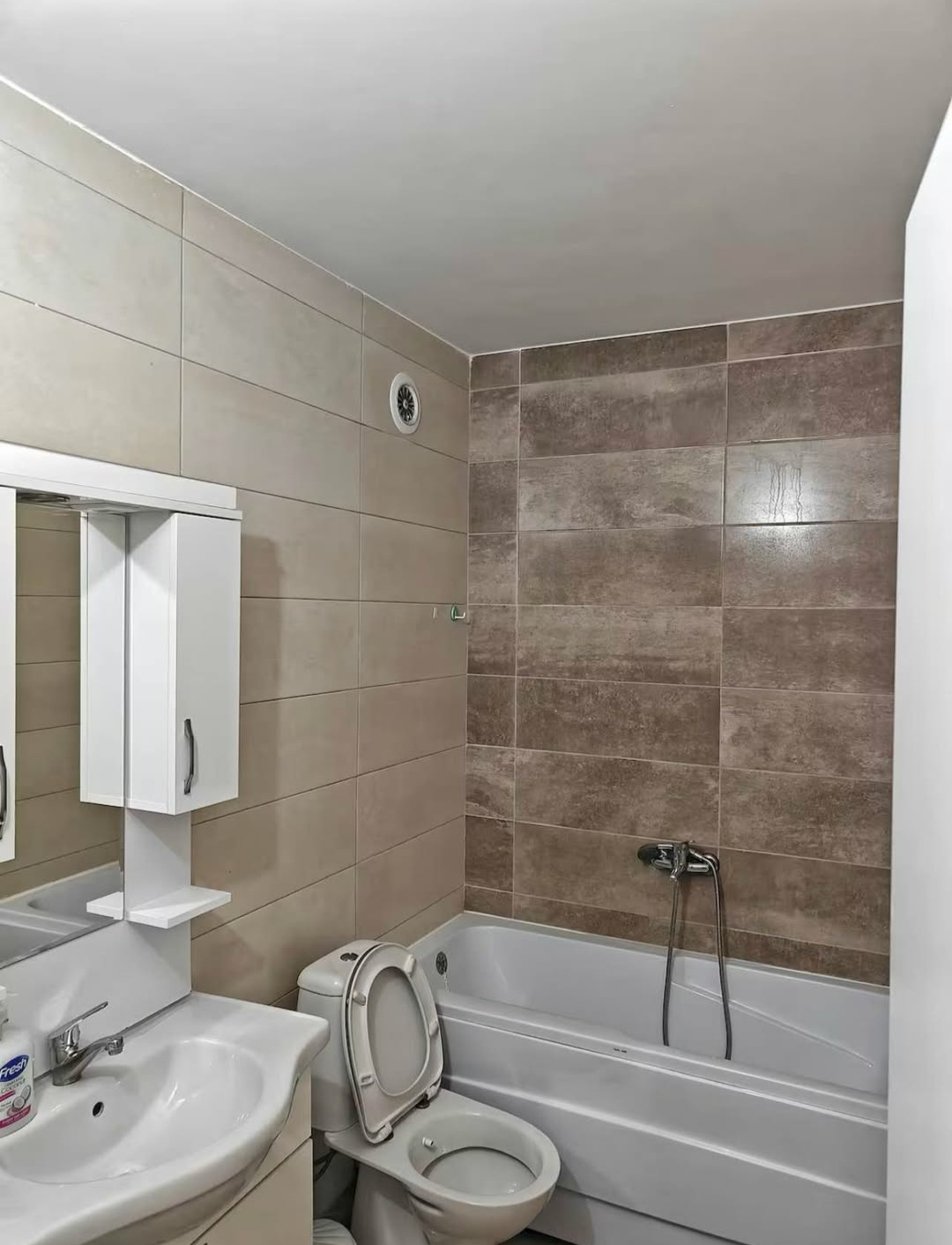 Apartamento à venda na calábria (emshir)