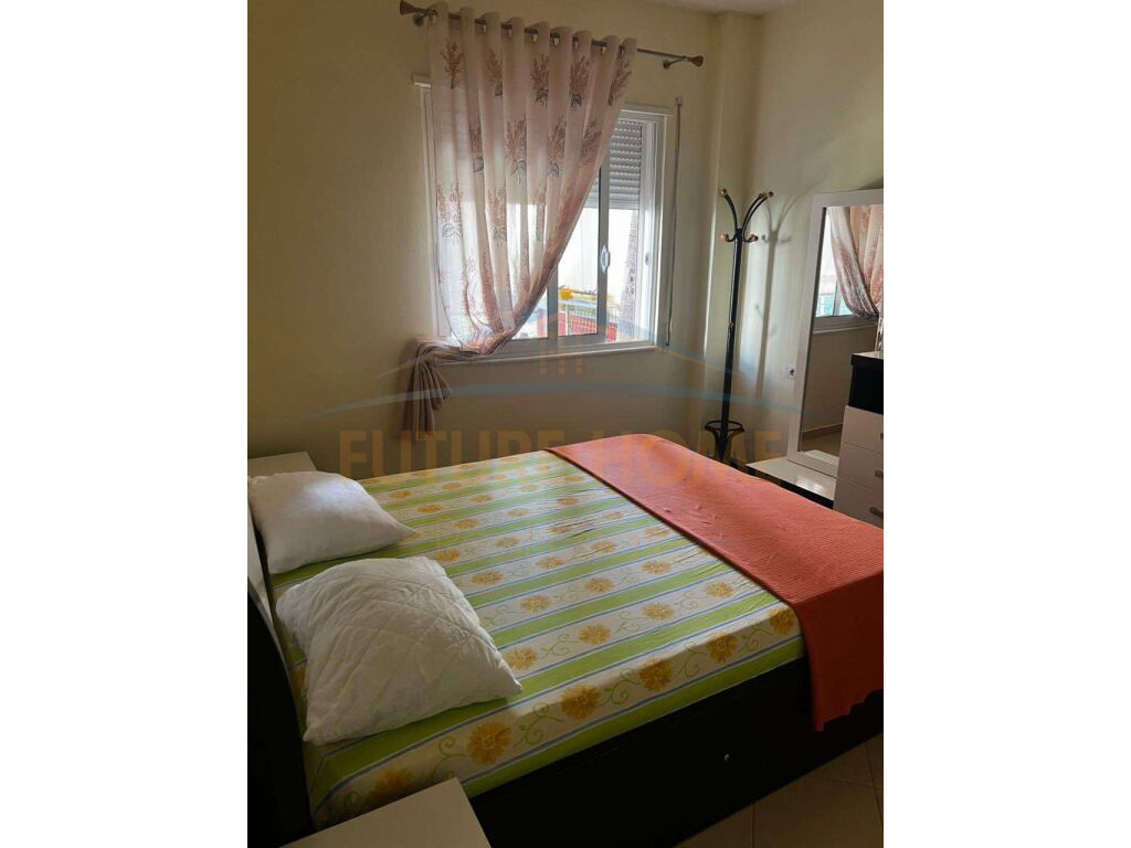 Shitet, apartament 1+1, sarande.