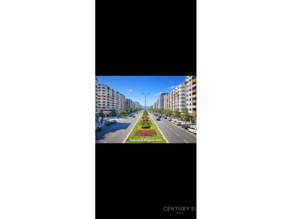 Un locale commerciale di 233 m² su bulevard migjeni, yzberish