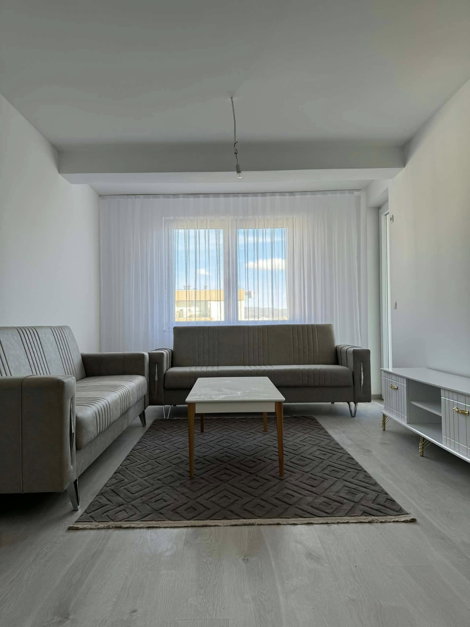Apartamento en alquiler 1+1 en Fushë Kosovë