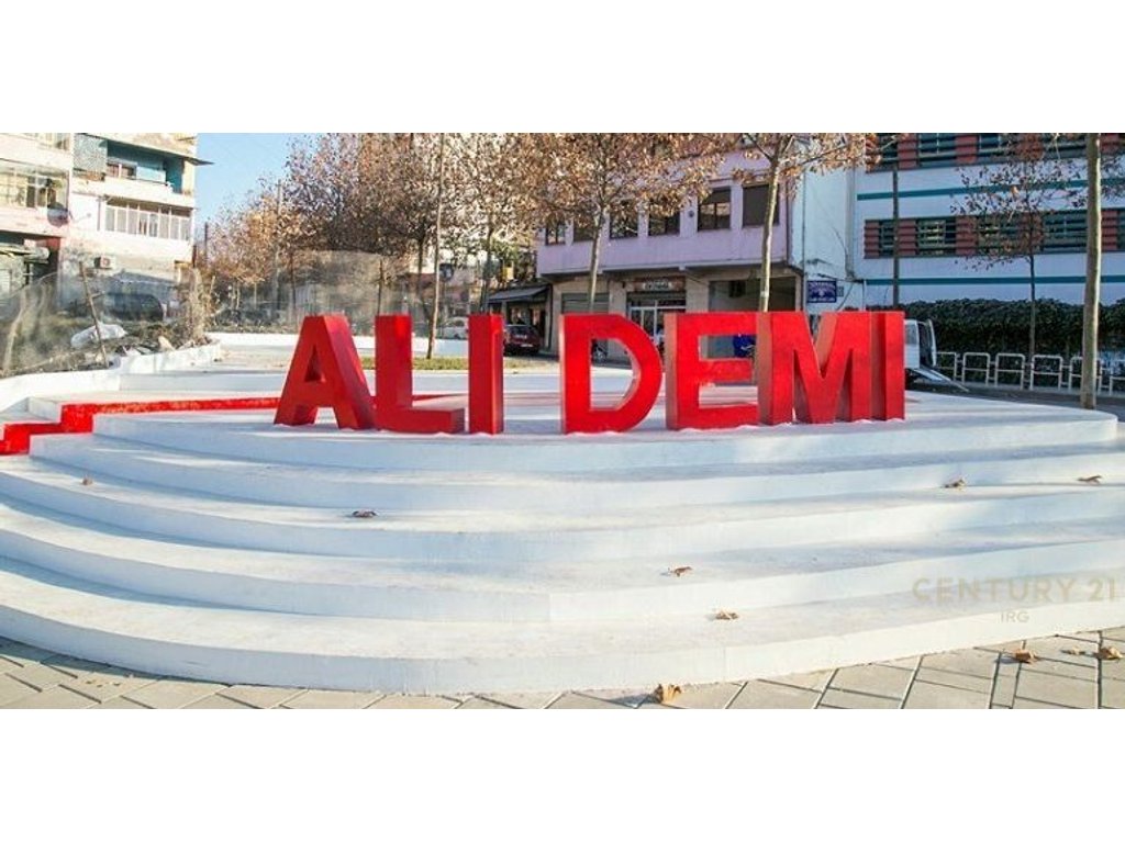 Espaço comercial à venda em ali dem!