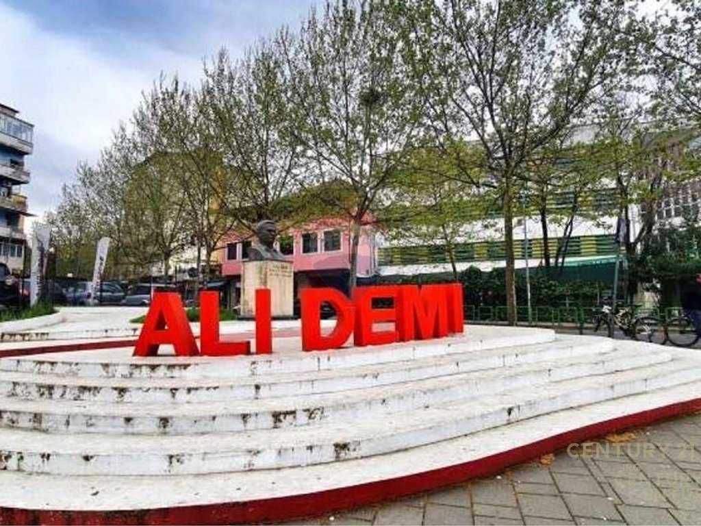 Espaço comercial à venda em ali dem!