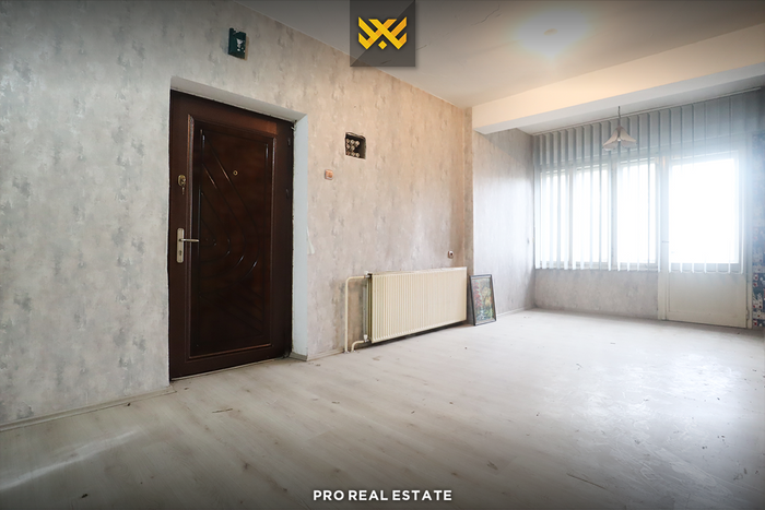Apartamento de oficina de 60m² en alquiler en dardani.