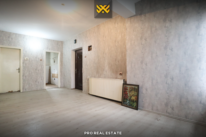 Apartamento de oficina de 60m² en alquiler en dardani.