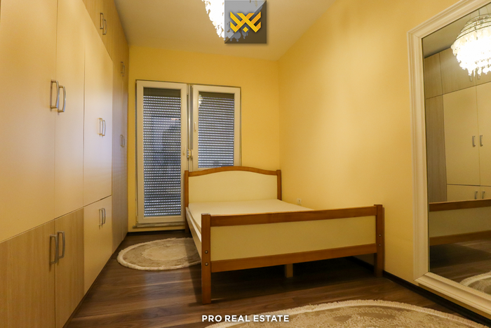 Banesë penthouse 140m² + 160m² me #qira te Mati 1