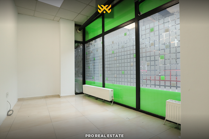 Lokal 85m² me #qira te qendra e vjetër.