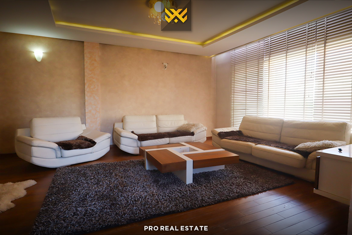 Maison de 250m² à louer à emshir