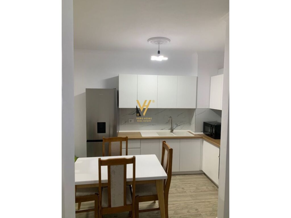 Apartamento 1+1+balcón en alquiler cerca del hospital americano 3, Yzberisht, 75 m²