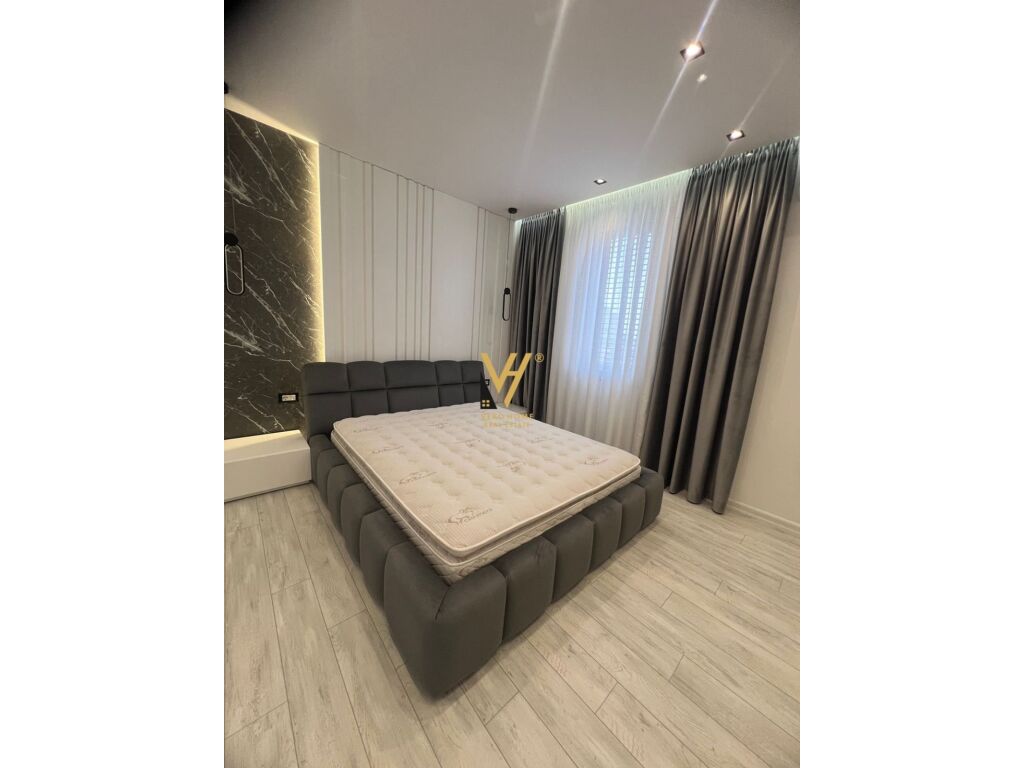Appartement 3+1+2+balcon à louer au complexe delijorgji 111 mètres carrés