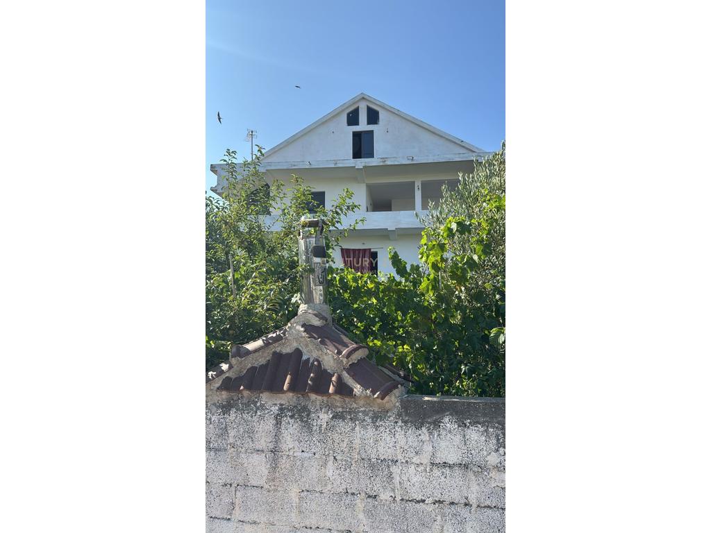 Houses for sale in arapaj, durres!