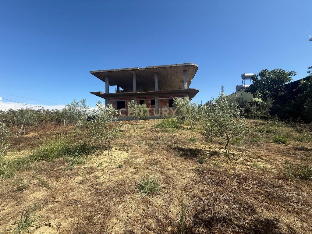 Houses for sale in arapaj, durres!