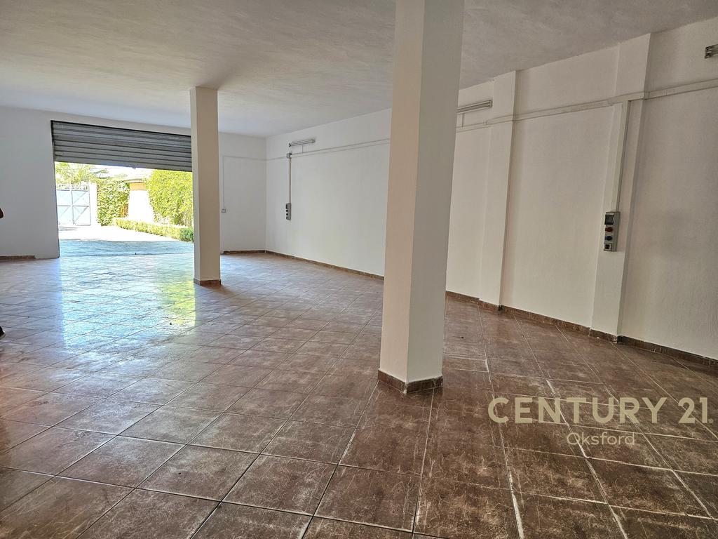 Villa mit 3 etagen in sukth, durres