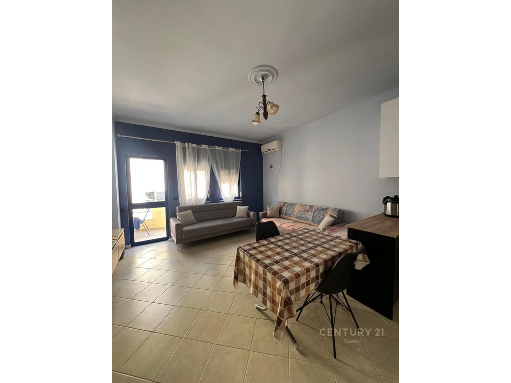 Appartement à vendre 1+1 sur la plage de golem !