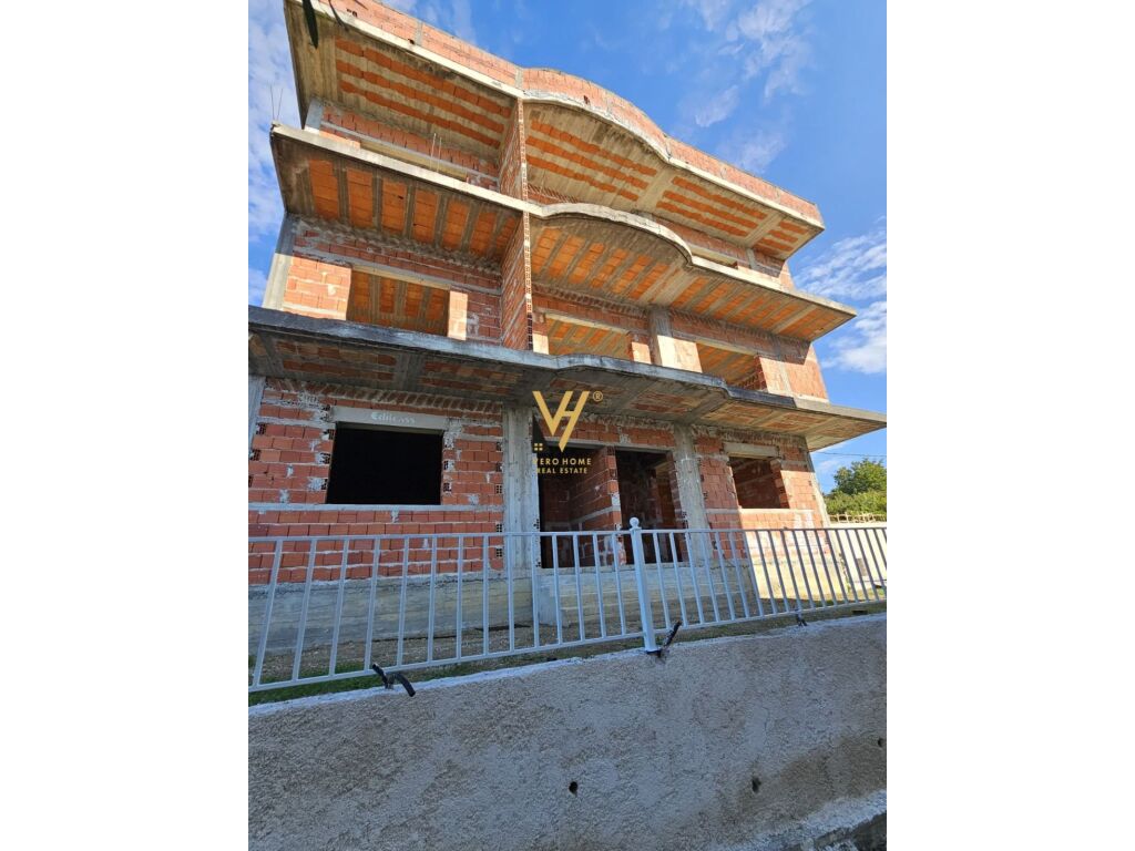 Villa mit vier etagen in plepat, durres 1134