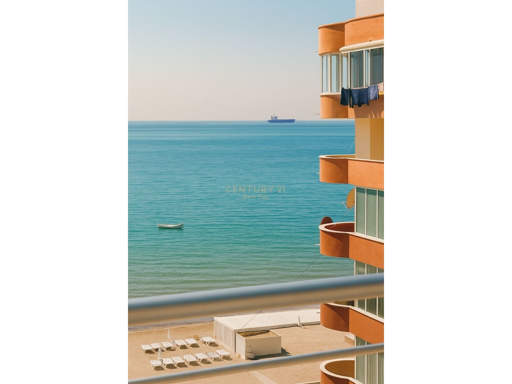 Attico in vendita con vista mare nella zona di vollges
