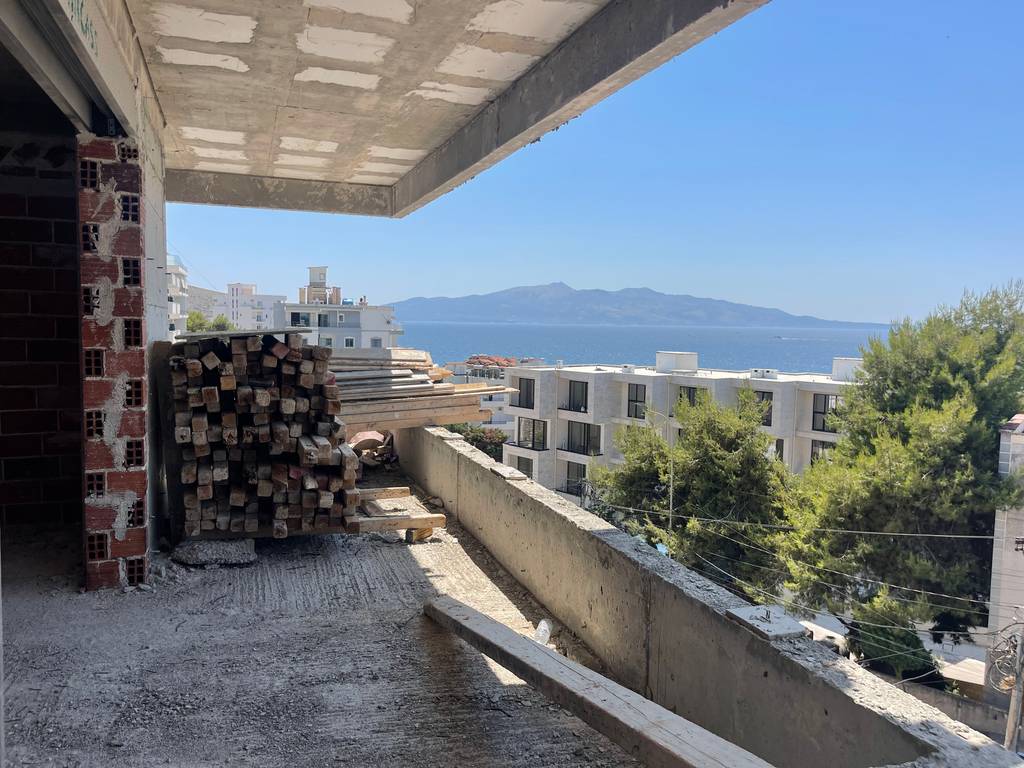 Saranda, apartamento 1+1 com vista para o mar