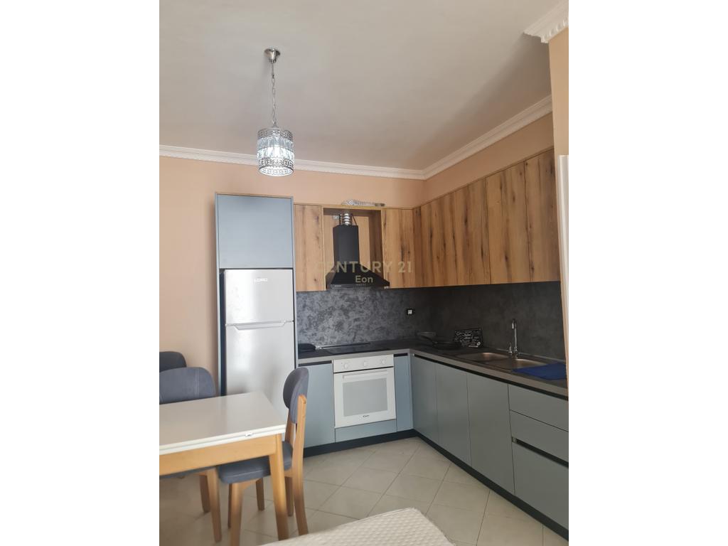 Apartment 1+1 for sale 30m from the sea and garage in qerret! (8)