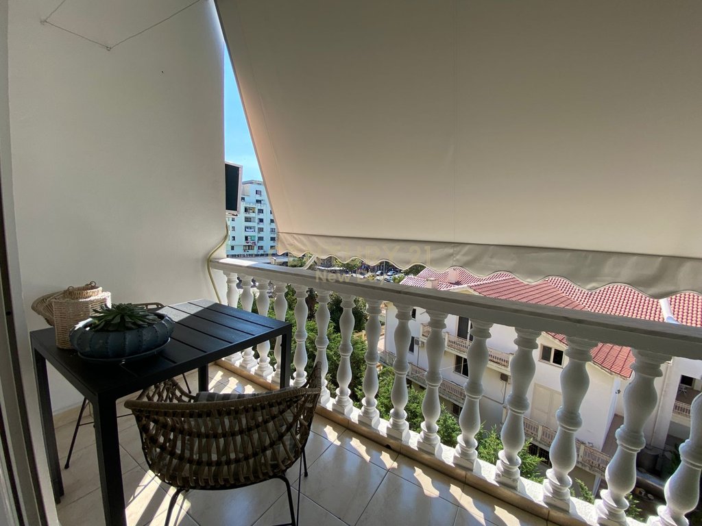 Shitet apartament 2+1 ne plazh, iliria!