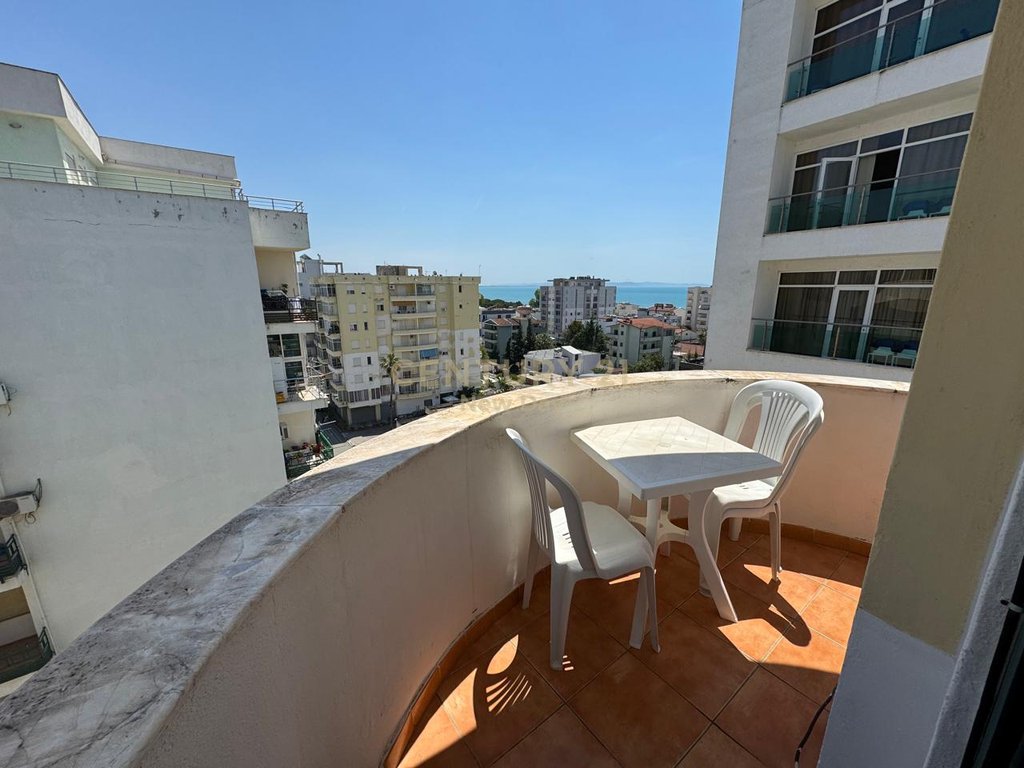 Shitet apartament 2+1 ne plazh, iliria!