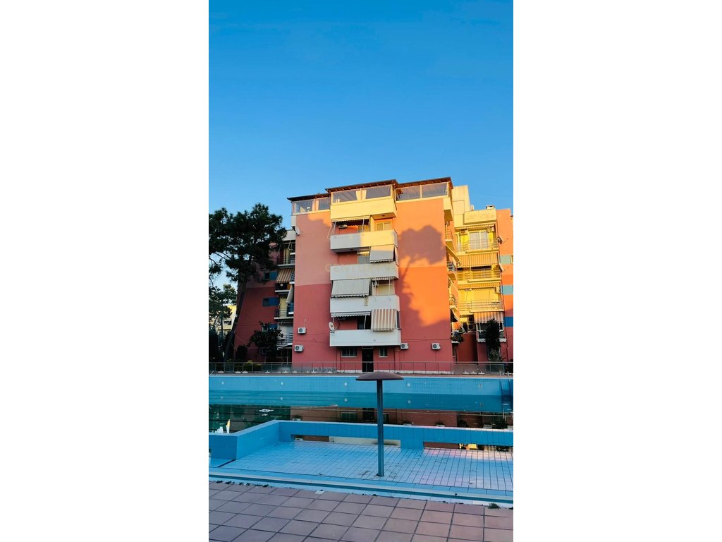 Penthouse à venda no quinto andar de Mali i Robit!