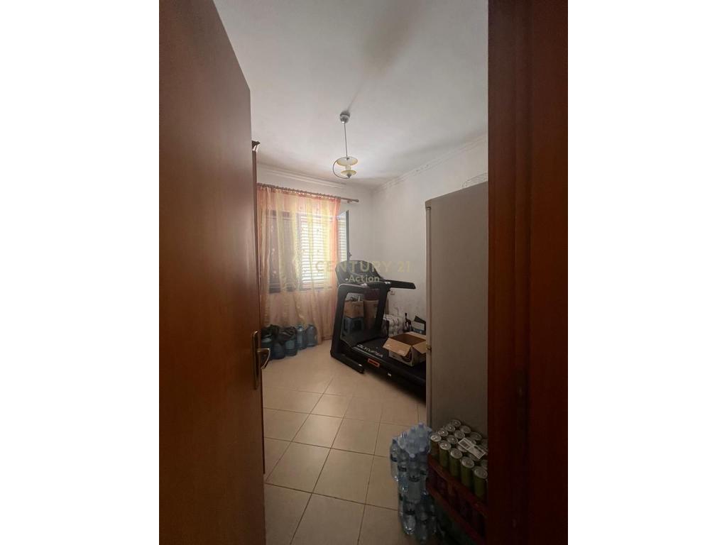 Penthouse à venda no quinto andar de Mali i Robit!