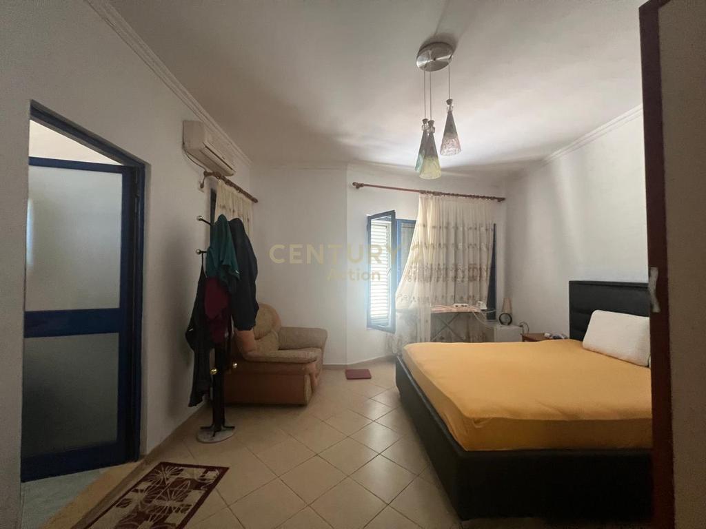 Penthouse à venda no quinto andar de Mali i Robit!