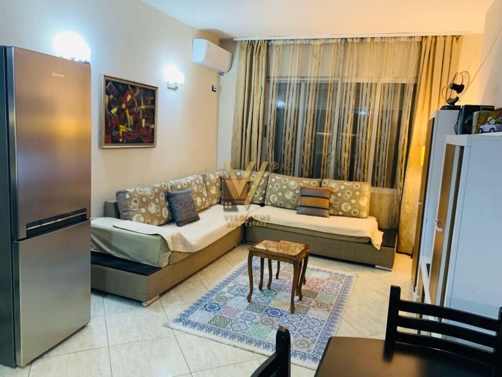 Apartment 1+1+balcony for rent on rruga e kavajes 74 m²