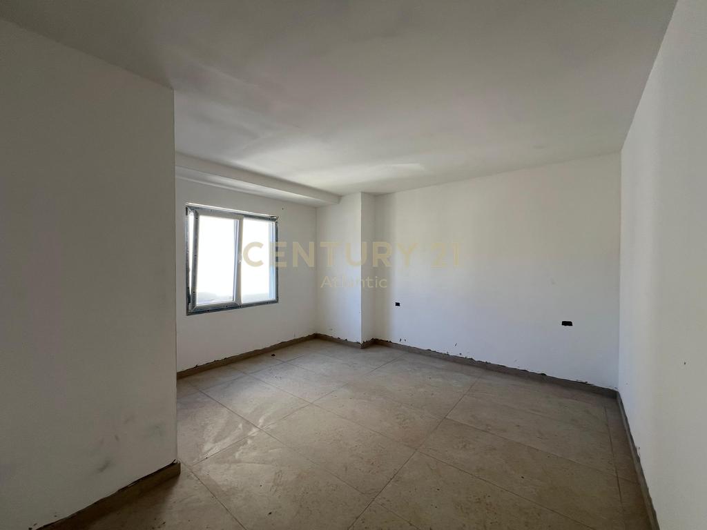 Shitet apartament 1+1 ne golem 88.000€, ndertim i ri , i perfunduar !
