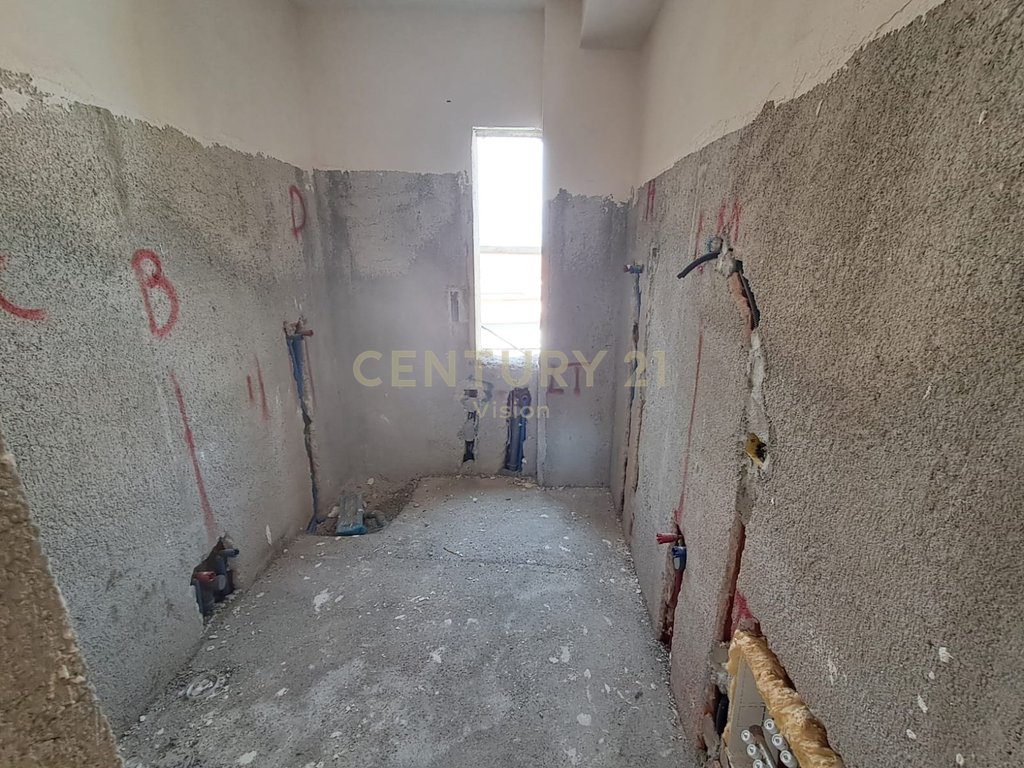 Apartament 2+1+2 për shitje afër kryqezimit të ish degës, Shkodër | 109.4 m²