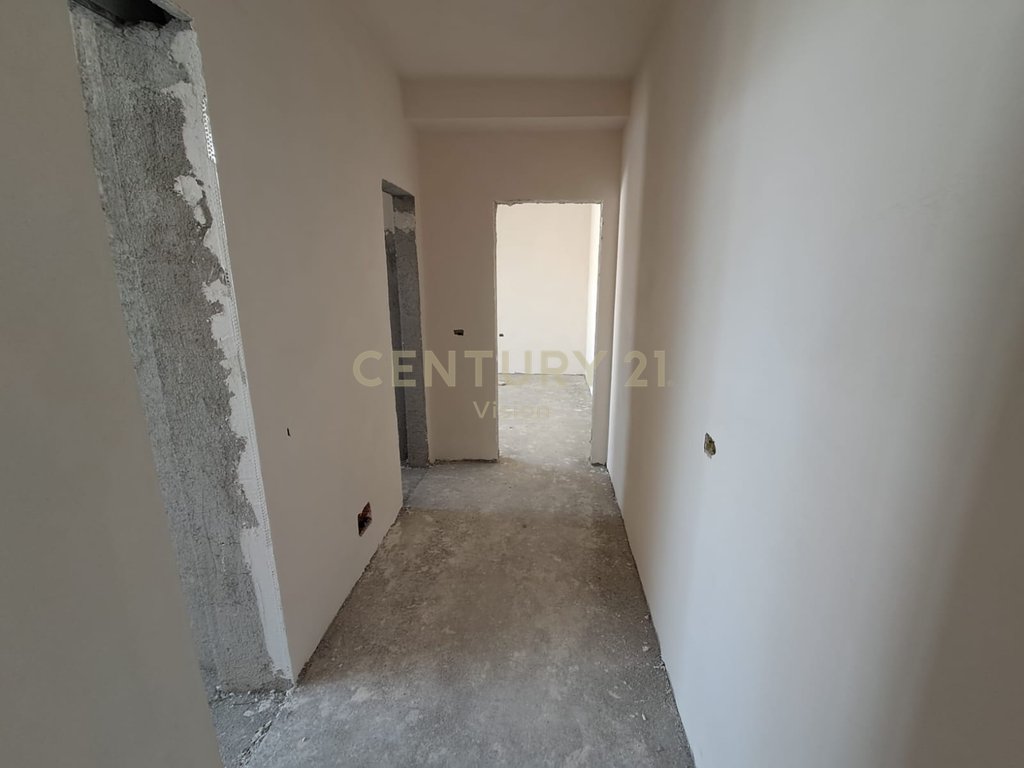 Apartament 2+1+2 për shitje afër kryqezimit të ish degës, Shkodër | 109.4 m²