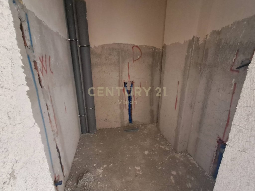 Apartament 2+1+2 për shitje afër kryqezimit të ish degës, Shkodër | 109.4 m²