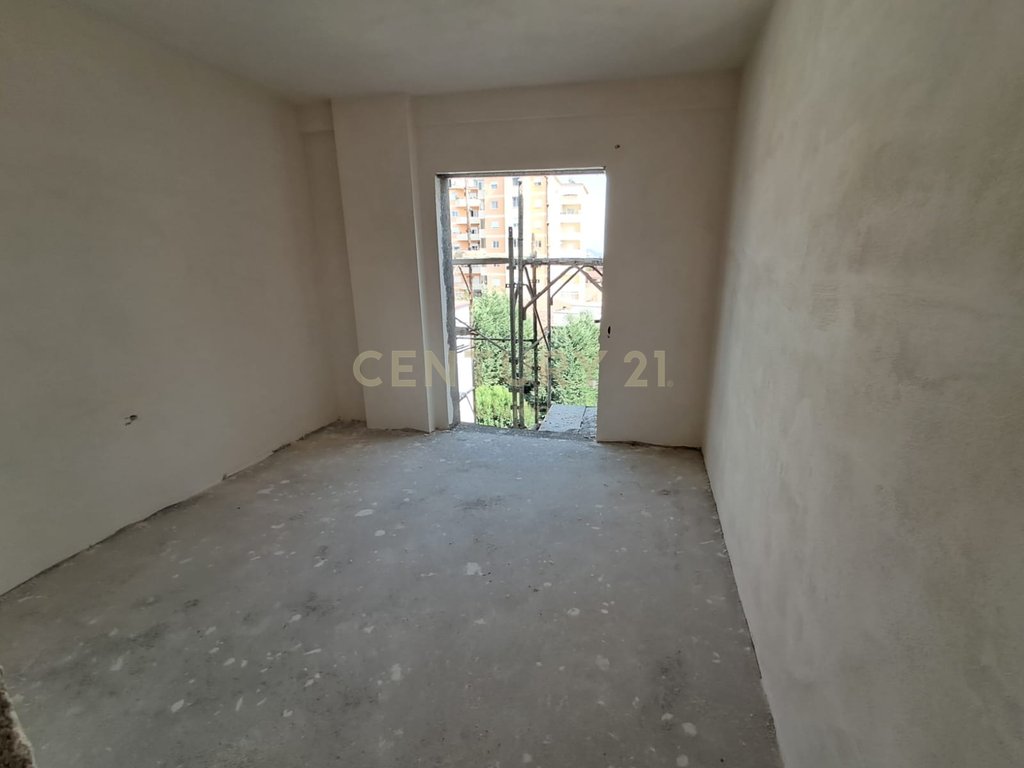 Apartament 2+1+2 për shitje afër kryqezimit të ish degës, Shkodër | 109.4 m²