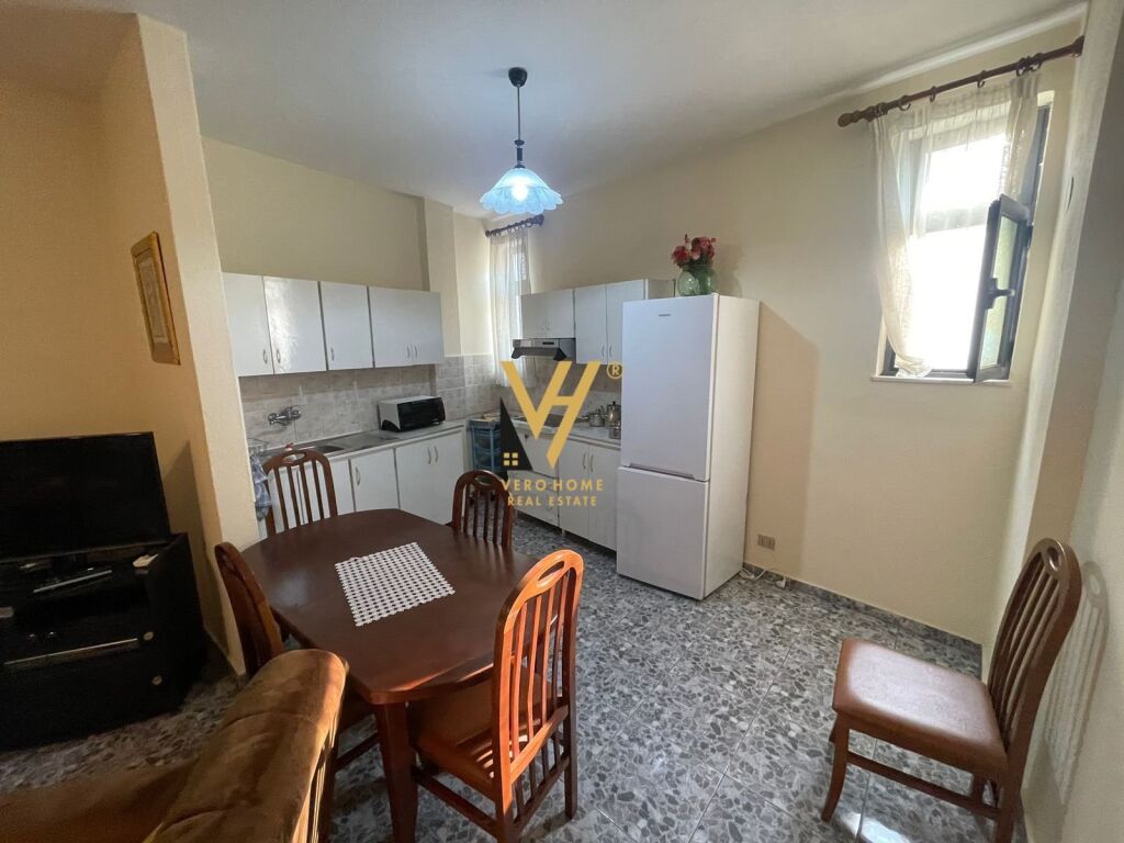 Apartment 2+1+balcony for rent at pazari i ri 85 m²