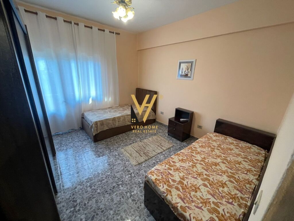 Apartment 2+1+balcony for rent at pazari i ri 85 m²