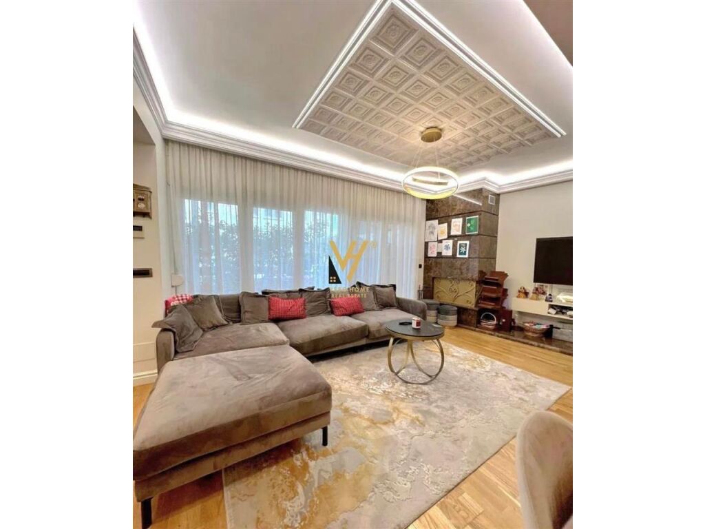 Zwei-etagen-villa zum verkauf in kodra e diellit 2, 148 quadratmeter