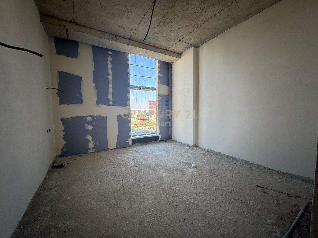 Shesim apartament 2+1 tek expozita building kati 11! (8)