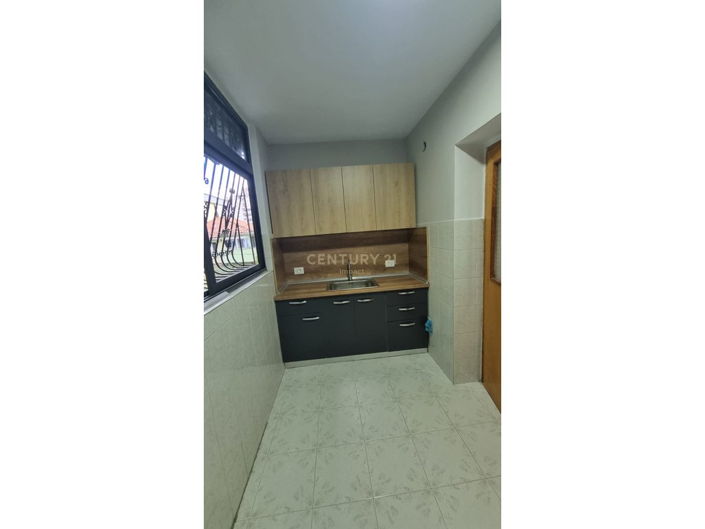 Espace pour bureau à louer!