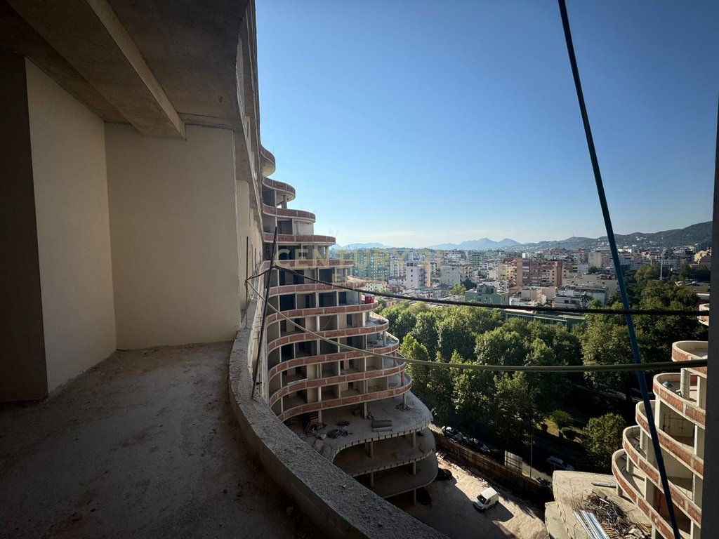 Shesim apartament 1+1 tek expozita building kati 11! (5)