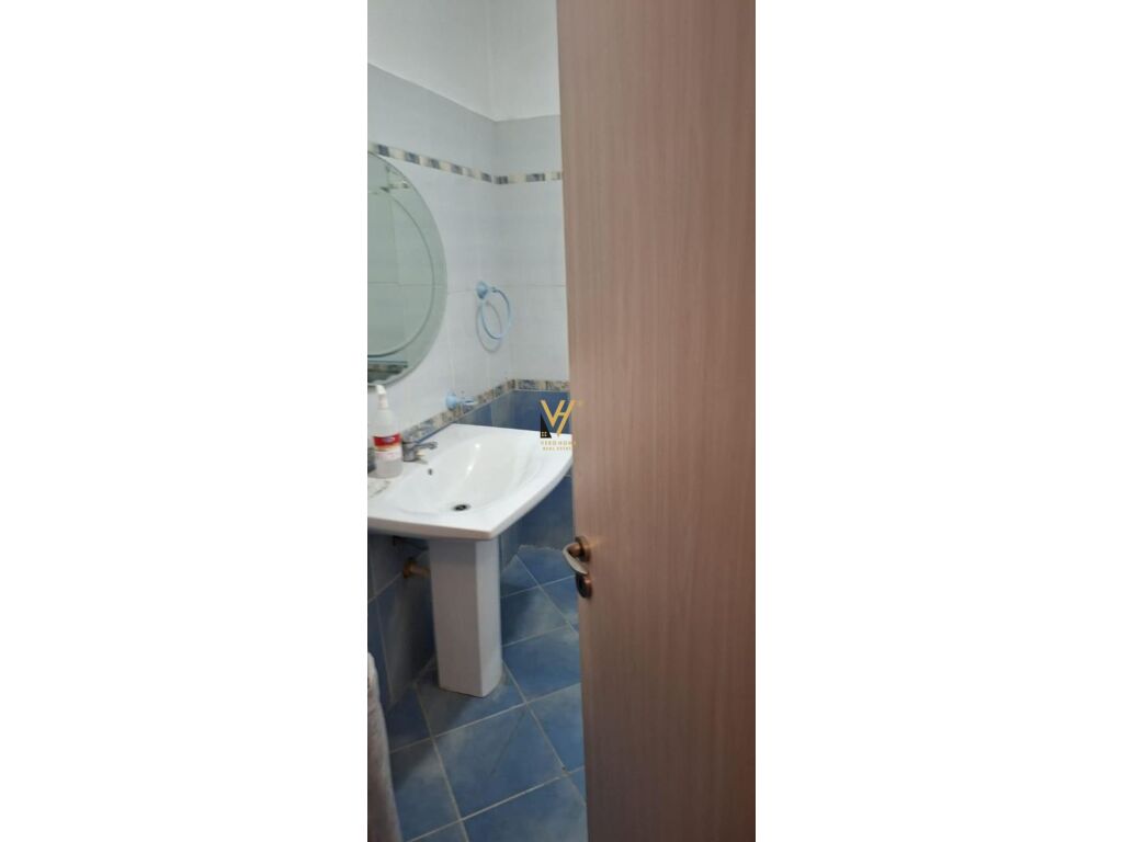 Apartamento en venta 2+1+2+balcón, calle ali visha, 139 m² (5)