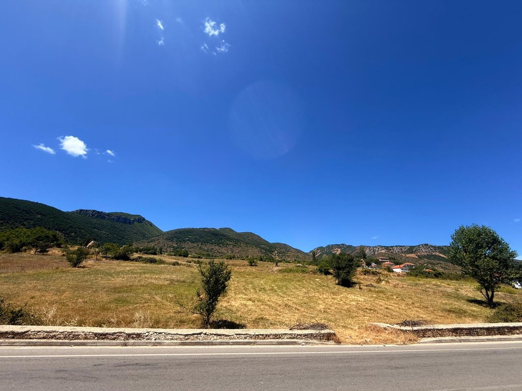 Terreno com mais de 400 m², à venda!!!