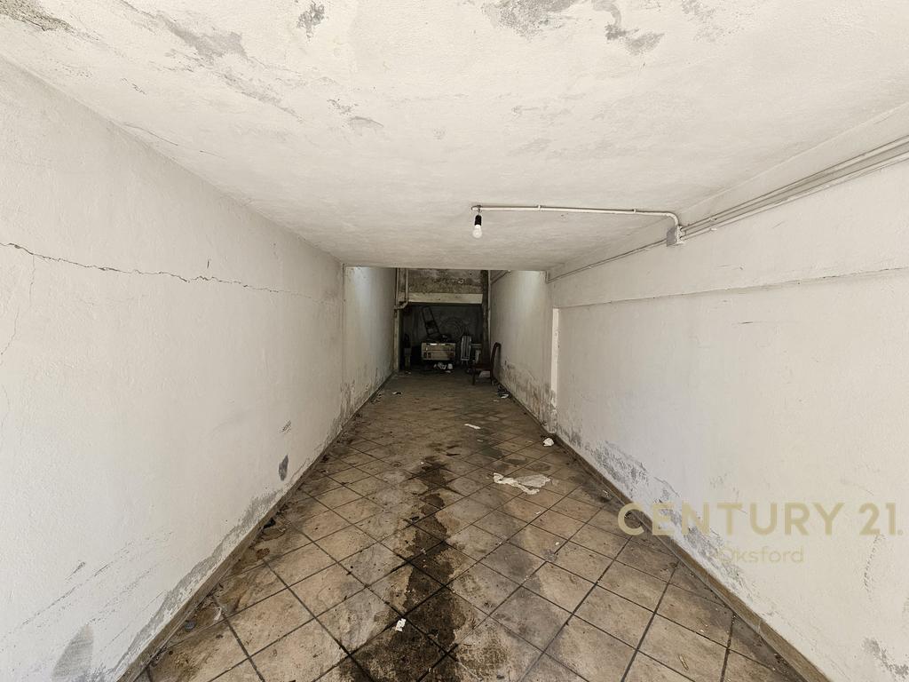 Shitet triplex 4+1+2 plus garazhd te vila e zogut, durres!
