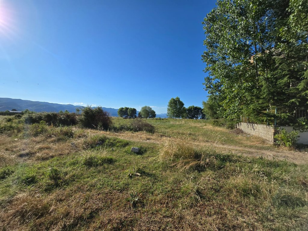 Terra 3147 m² à venda em Pogradec !!!