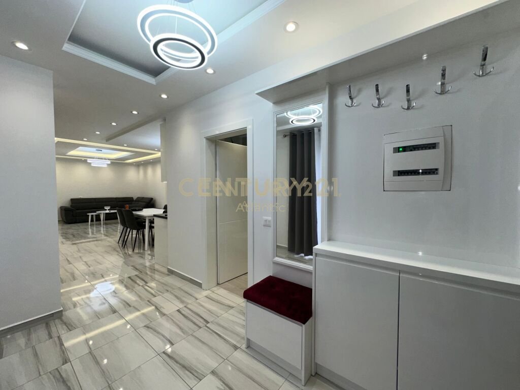 Apartament 2+1 me qira në shkëmbi i kavajës, Durrës - 1000€ | 97 m²