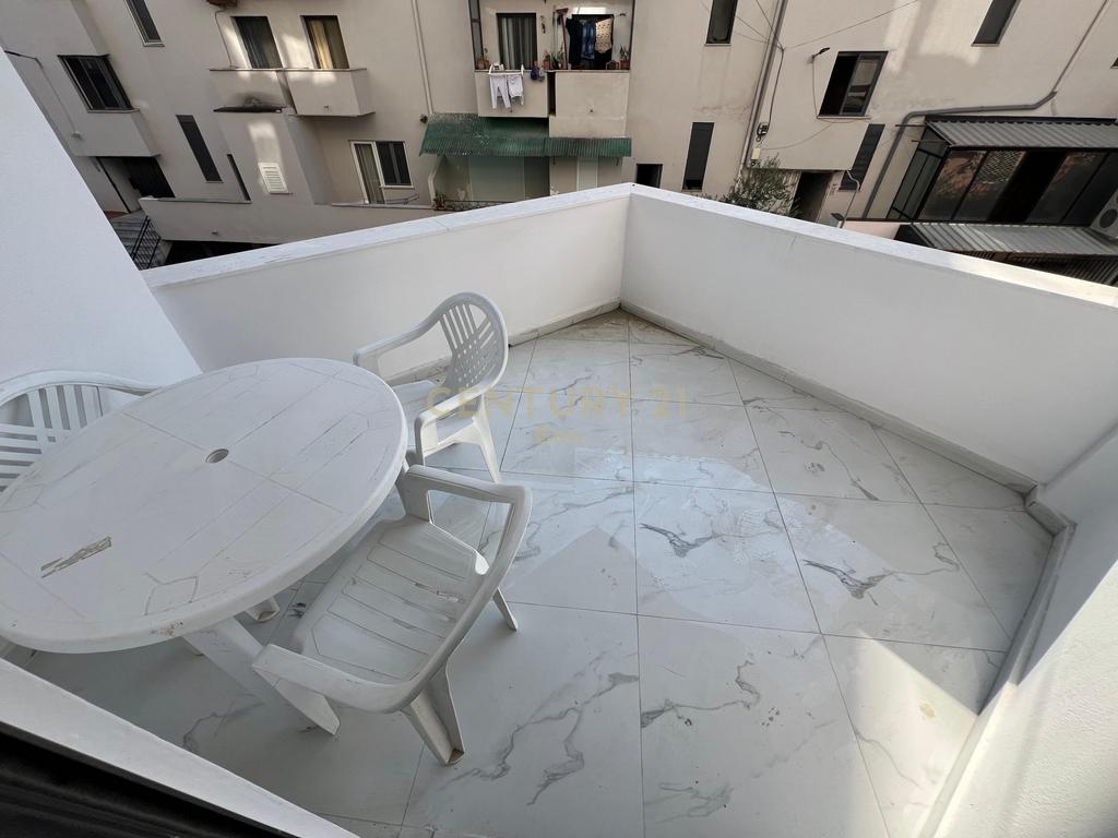 Appartamento 1+1 in vendita sulla spiaggia, Durrës