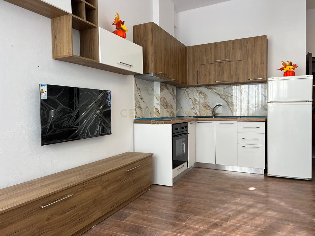 Appartamento 1+1 in vendita sulla spiaggia, Durrës