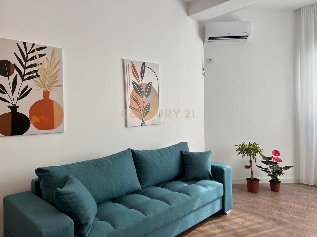 Appartamento 1+1 in vendita sulla spiaggia, Durrës