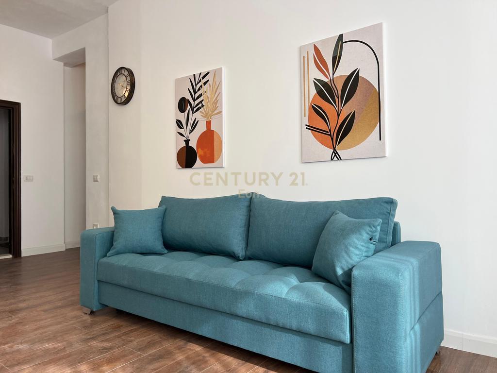 Appartamento 1+1 in vendita sulla spiaggia, Durrës