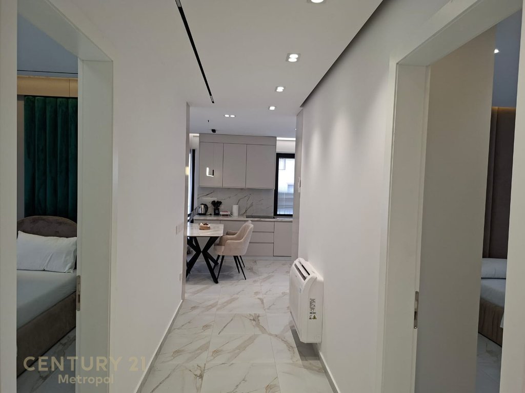 Apartament 3+2+ garazhd me qira në Astir, Tiranë -