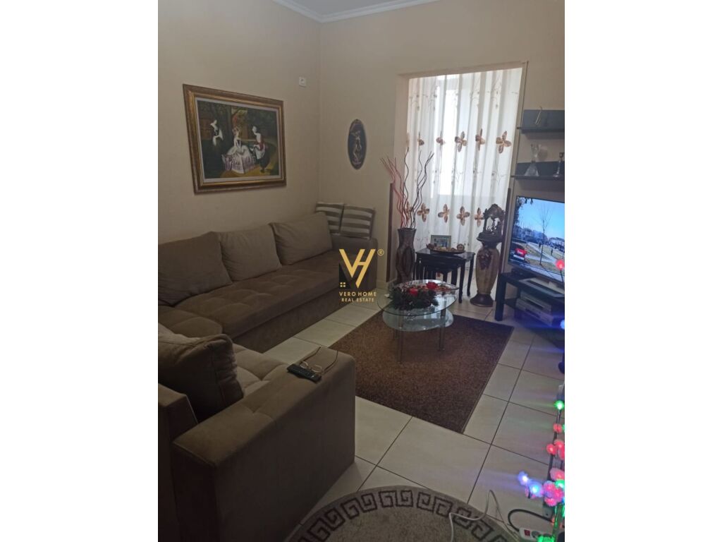 Appartamento in vendita 2+1+balcone, via petro nini luarasi, 81 metri quadrati